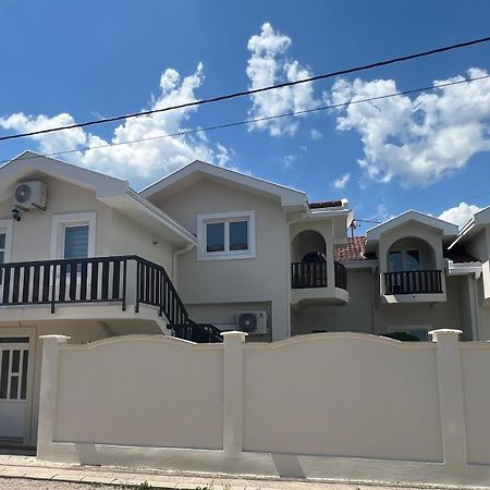 Js Apartmani Nikšić Extérieur photo