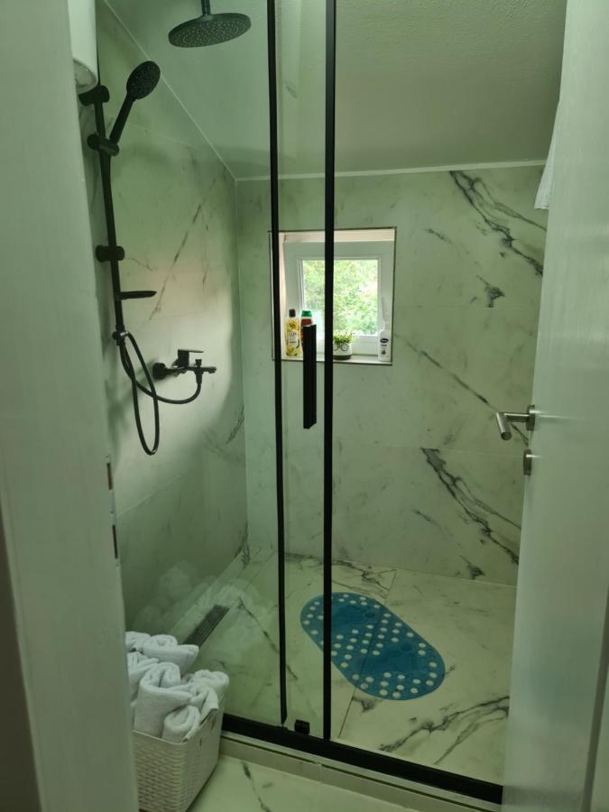 Js Apartmani Nikšić Extérieur photo